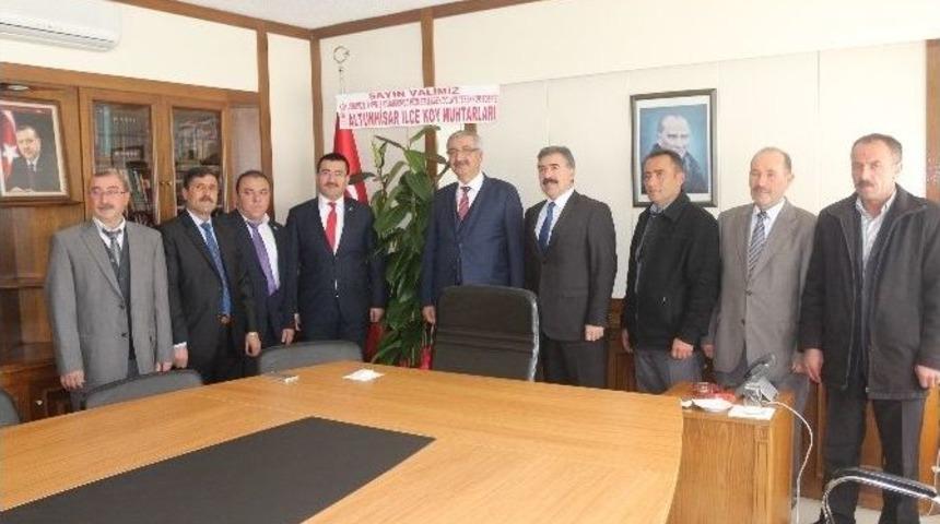 Altunhisar&rsquo;lı Muhtarlardan Valiye Teşekk&uuml;r Ziyareti