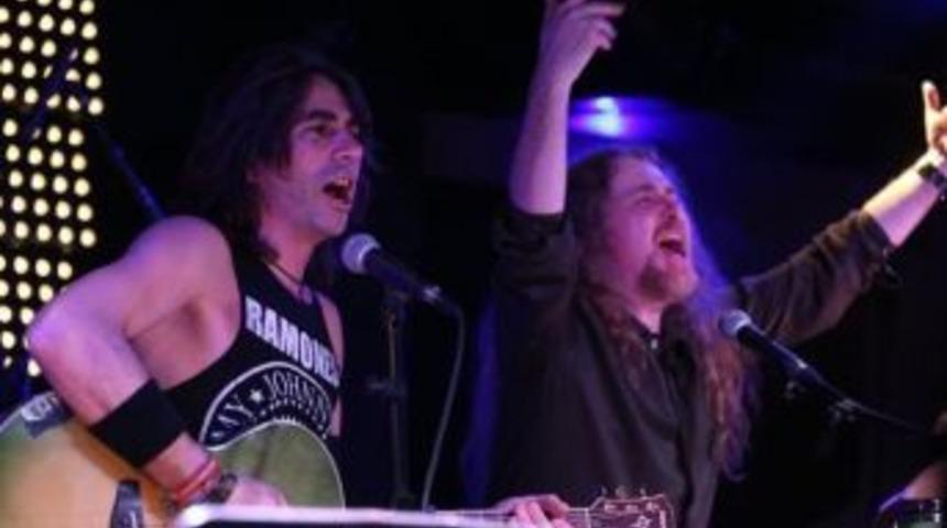 Murat İlkan Ve Metin T&uuml;rkcan Konser Vermek İ&ccedil;in Ankara&rsquo;da