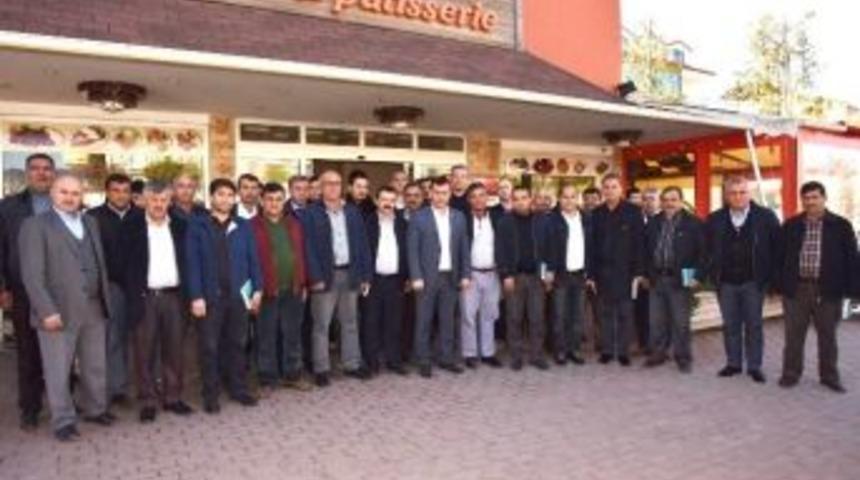 Başkan Y&uuml;cel, Batı B&ouml;lgesi Muhtarları İle Bir Araya Geldi