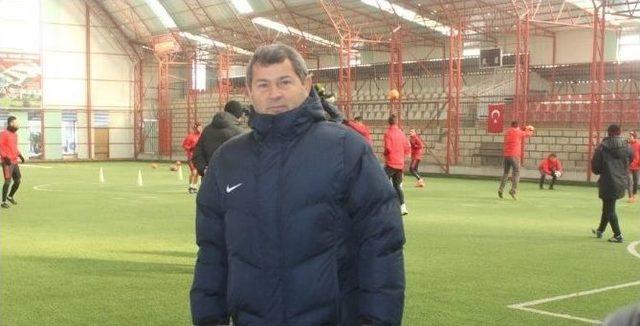 Tki Tavşanlı Linyitspor, 24 Erzincanspor Karşılaşmasına Hazırlanıyor