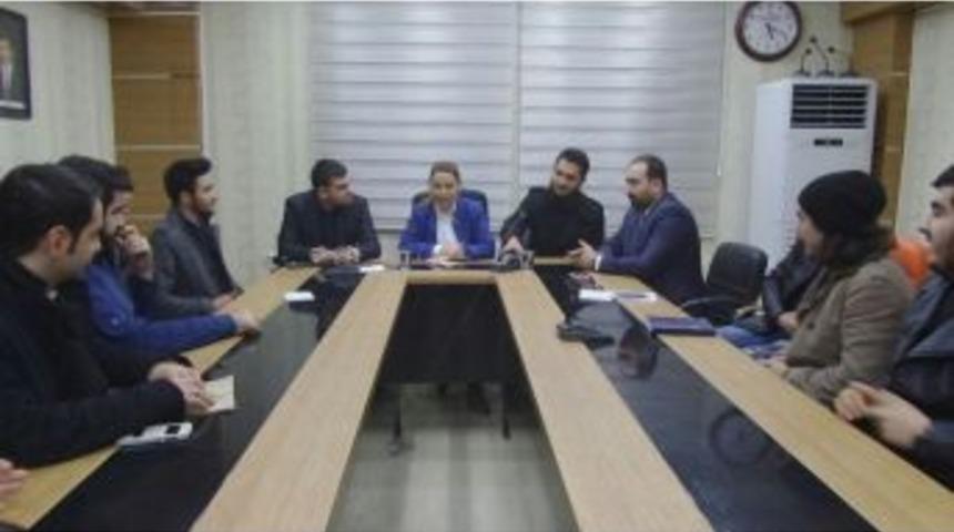 &Ccedil;alık, Ak Partili Gen&ccedil;lerle Toplantı Yaptı