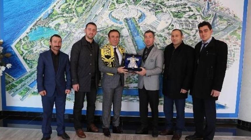 Gen&ccedil;: &ldquo;yeni T&uuml;rkiye&rsquo;ye Katkı Sağlıyoruz&rdquo;