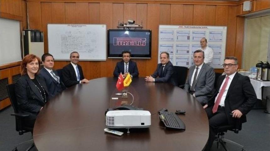 Vali G&uuml;zeloğlu&rsquo;ndan T&uuml;rk Pirelli Lastik Fabrikasına Ziyaret
