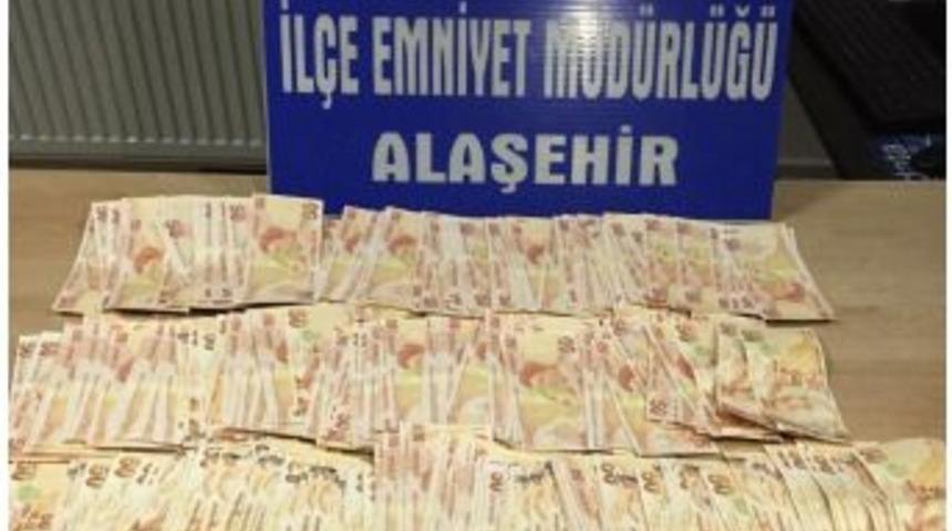 Sahte Paraları Piyasaya S&uuml;remeden Yakalandılar