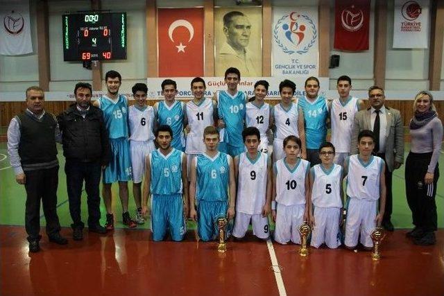 Kulüpler Arası Yıldız Erkekler Basketbol Turnuvası Sona Erdi