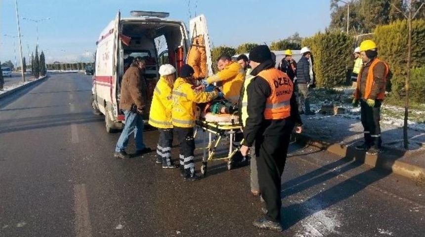 Aliağa&rsquo;da Trafik Kazası: 1 Yaralı