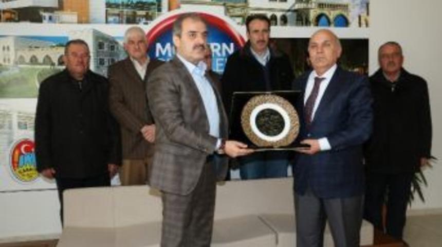 Osman Yılmaz’dan Başkan Dinç’e Teşekkür Ziyareti