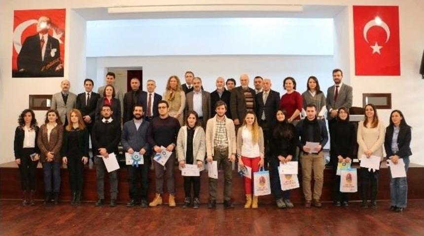 Proje Yarışmasında &Ouml;d&uuml;ller Sahipleri İle Buluştu