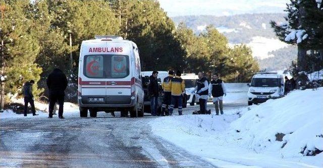 Eşine Ve Eşinin Sevgilisi Olduğu İddia Edilen Şahsa Kurşun Yağdırdı