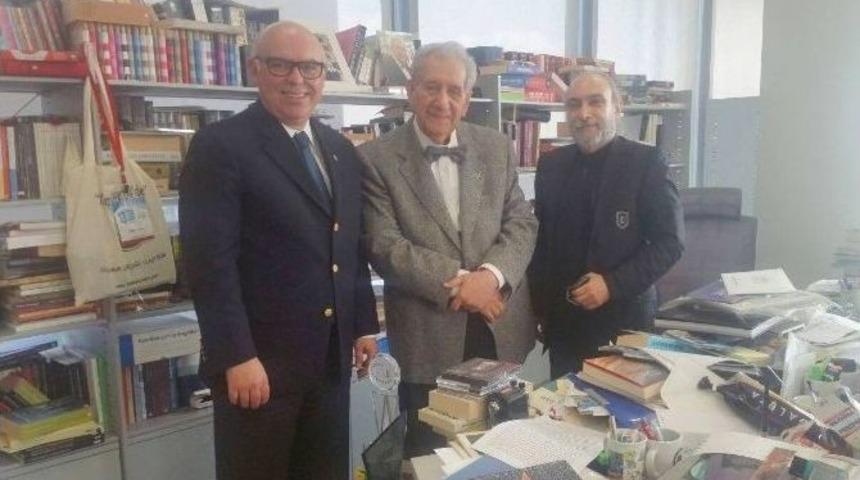 Başkan Eşkinat &Uuml;nl&uuml; Yazarları Bisanthe Oda M&uuml;ziği Festivali&rsquo;ne Davet Etti