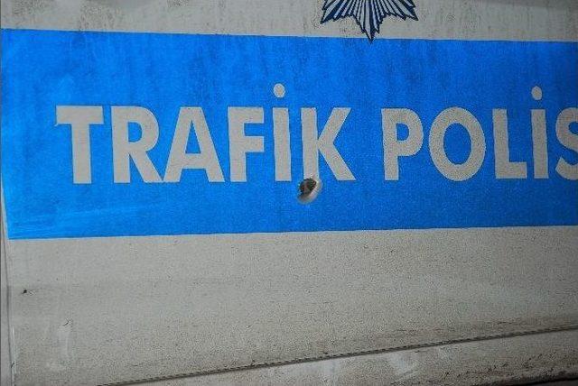 Gaziosmanpaşa’da Polise Silahlı Saldırı