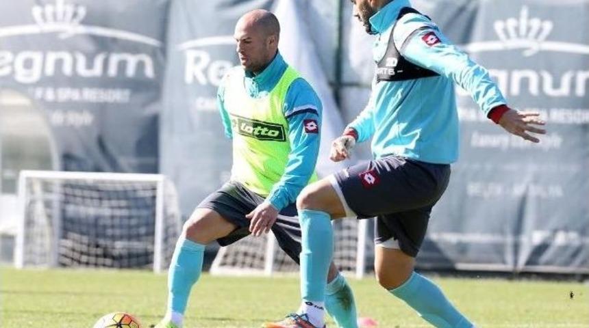 Osmanlıspor &Ccedil;ift Antrenman Yaptı