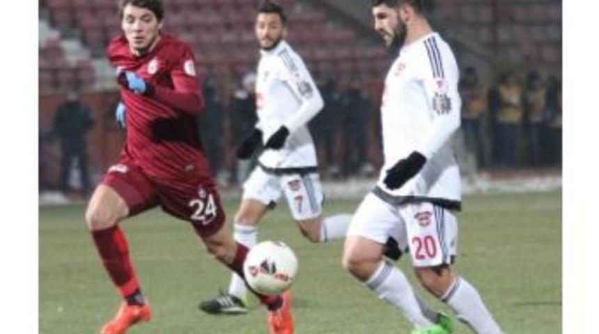 Kamil Ocak&rsquo;ta İlgin&ccedil; Olay