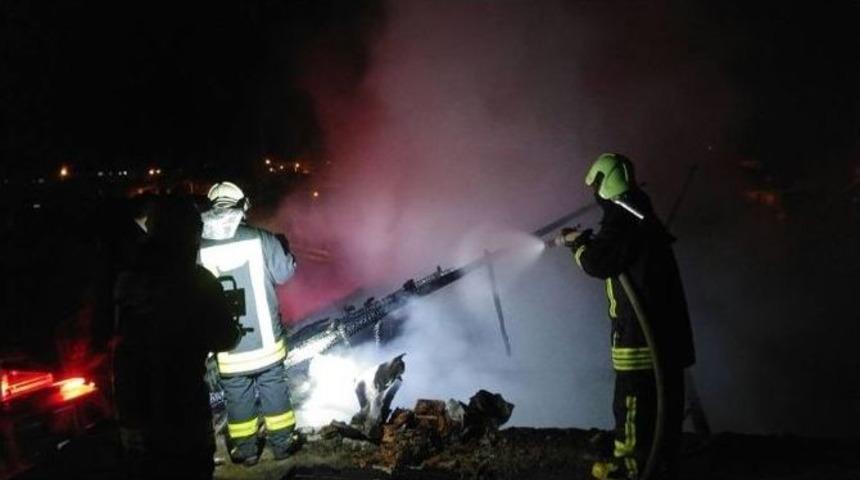 Denizli&rsquo;de Yangın: 1 &Ouml;l&uuml;