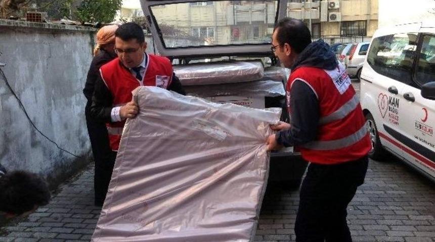 Aydın Kızılay Yanan Evi Yeniledi