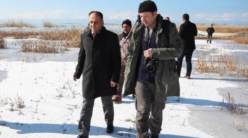 Başkan &Ouml;zaltun Fotoğraf Sanat&ccedil;ılarıyla Bir Araya Geldi