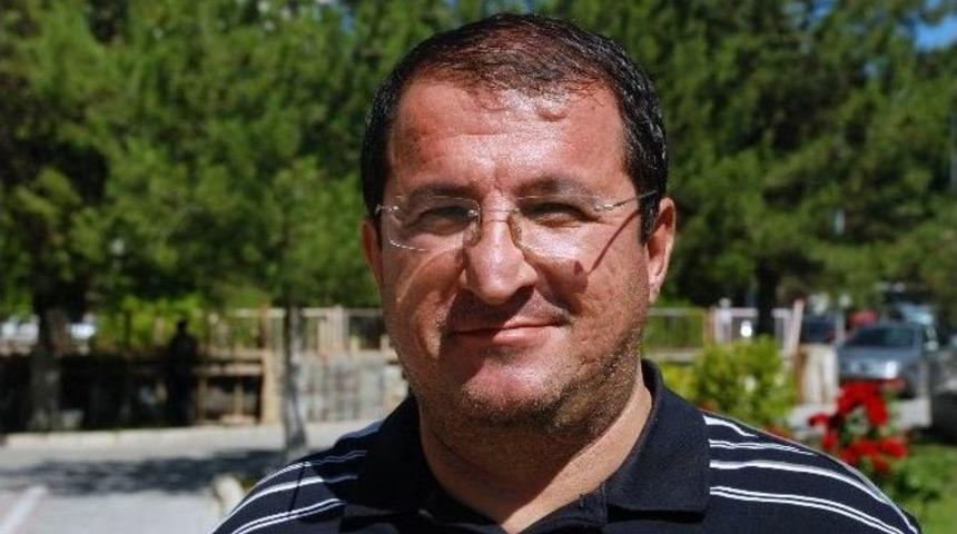 Gazeteci Sedat &Ouml;zalp Kalbine Yenildi