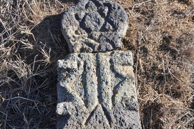 (özel Haber) Gaziantep’te Kayı Boyuna Ait Mezarlar Bulundu
