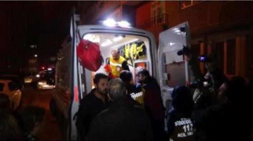 Kız Arkadaşı Başkalarıyla Konuşunca İntihara Teşebb&uuml;s Etti