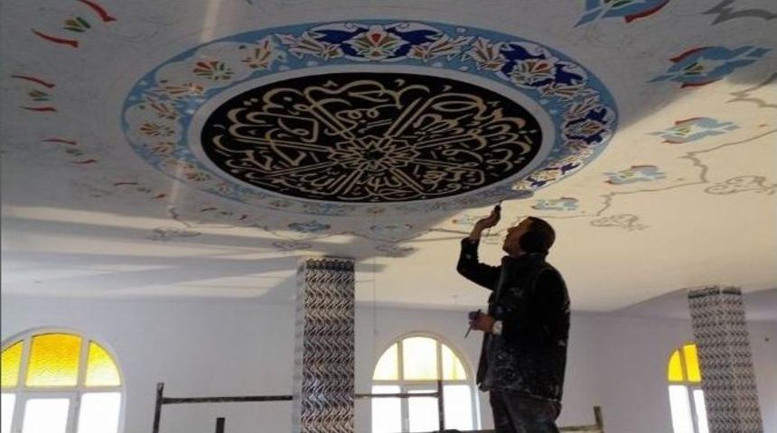 Kozlu Belediyesi Camilerin Bakım &Ccedil;alışmalarını S&uuml;rd&uuml;r&uuml;yor