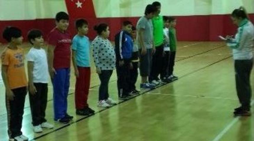Spor Akademisi Kış Spor Okulları Yarı Yıl Tatili Kurslarına &Ouml;ğrencilerden Yoğun İlgi