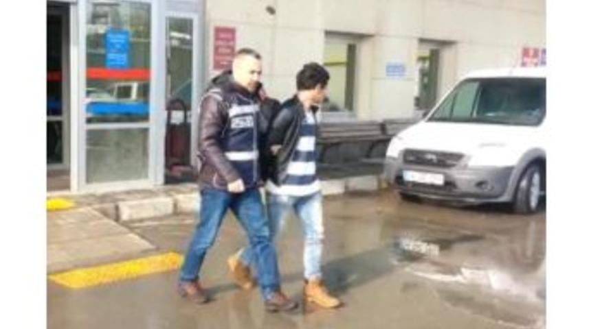 Sakarya&rsquo;da Hırsızlık Yapan Şahıslardan Biri Yakalandı
