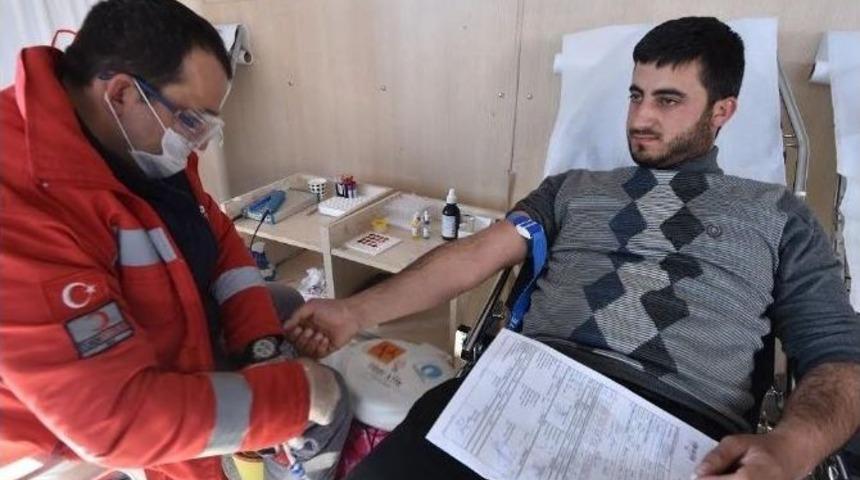 Ahlat&rsquo;ta Kan Bağışı Kampanyası