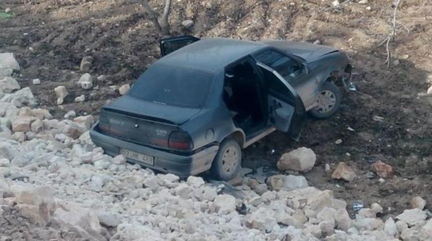 Besni&rsquo;de Otomobil Şarampole U&ccedil;tu: 1 Yaralı