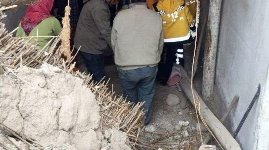 Aksaray&rsquo;da M&uuml;stakil Ev &Ccedil;&ouml;kt&uuml;: 2 Yaralı