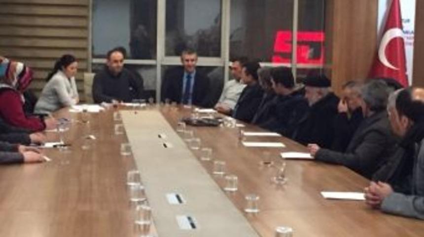 D&uuml;zce&rsquo;de Karla M&uuml;cadele Anlatıldı