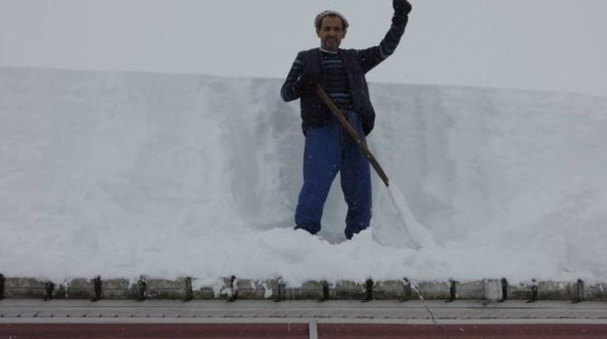 Rize&rsquo;de Son 30 Yılın En Sert Kışı Yaşanıyor