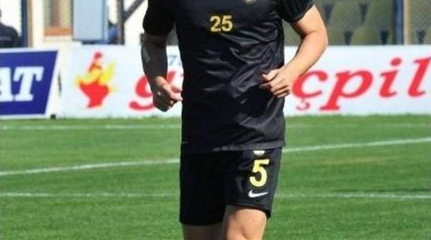 Gaziantepspor, İstanbulspor&rsquo;un Gen&ccedil; Yıldızı İle Anlaştı