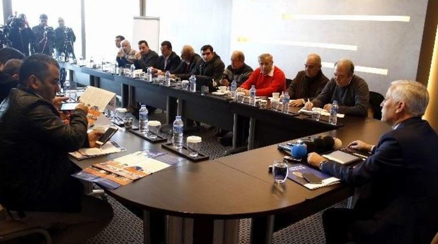 Prof.dr. Demir, A&uuml; Rekt&ouml;r Adaylığını A&ccedil;ıkladı