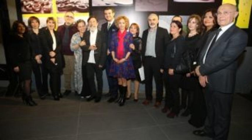 Calvino&rsquo;nun G&ouml;lgesi Nil&uuml;fer&rsquo;de