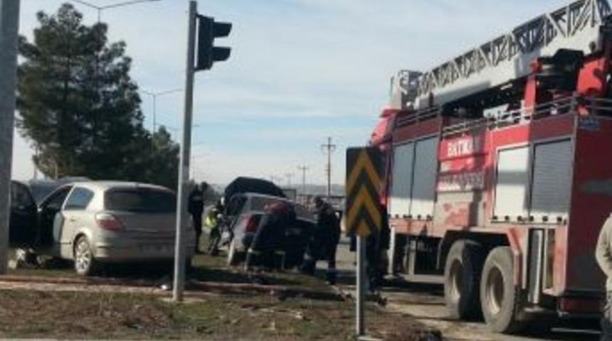 Batman&rsquo;da Trafik Kazası: 1 Yaralı