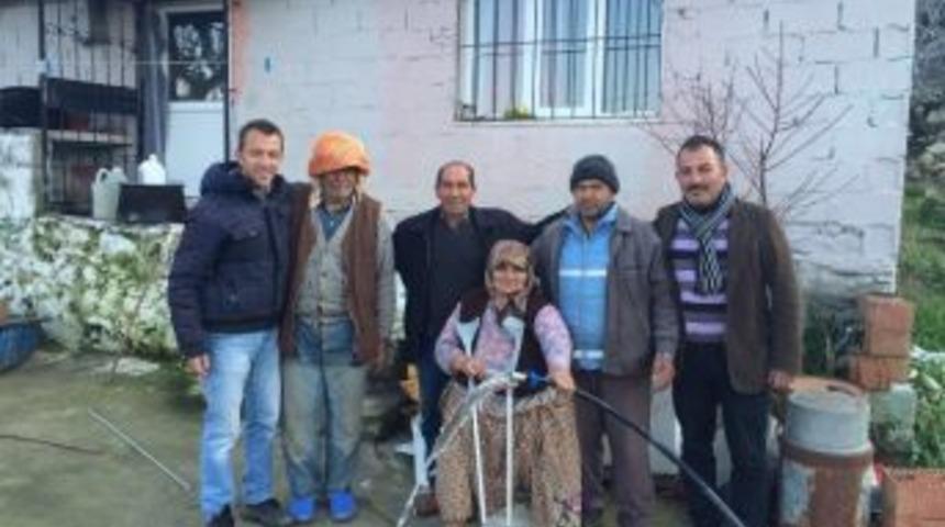 &Ccedil;er&ccedil;ioğlu&rsquo;ndan Ayşe Teyze&rsquo;nin 60 Yıllık &Ccedil;ilesine K&ouml;kl&uuml; &Ccedil;&ouml;z&uuml;m