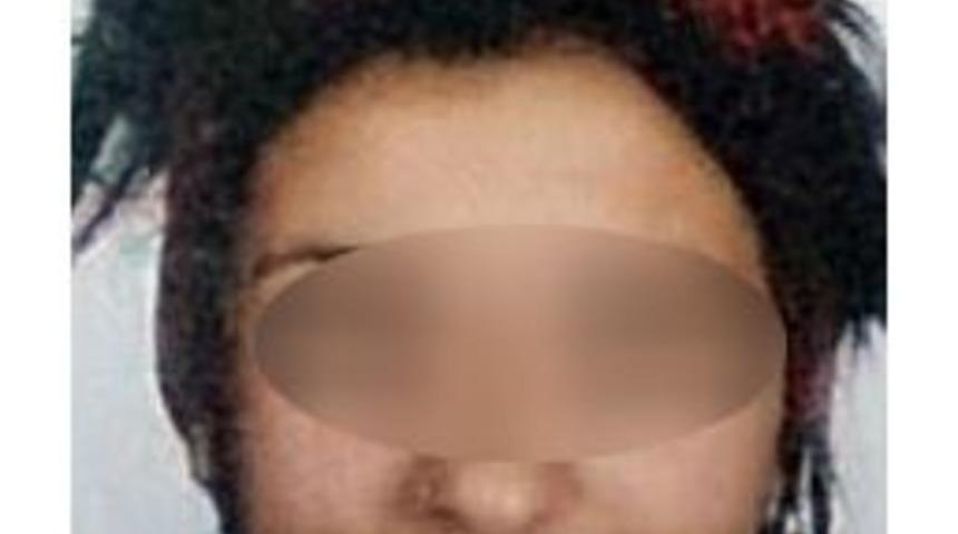 Gen&ccedil; Kız Sokak Ortasında Bı&ccedil;aklandı