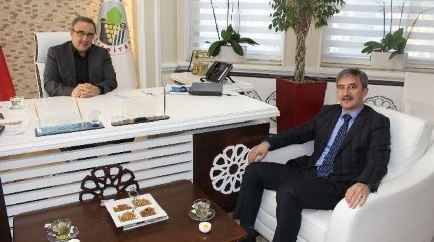 Başkan Şirin&rsquo;den Başkan Kara&ccedil;oban&rsquo;a Ziyaret