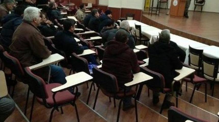 Jandarma&rsquo;dan Okul Servisi Şof&ouml;rlerine Eğitim