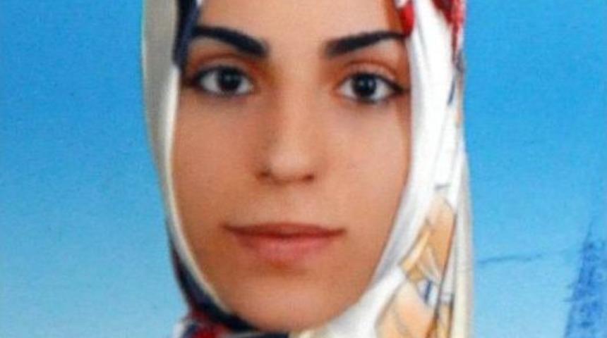 Şizofreni Hastası Adam 5 Aylık Hamile Eşini Av T&uuml;feğiyle &Ouml;ld&uuml;rd&uuml;