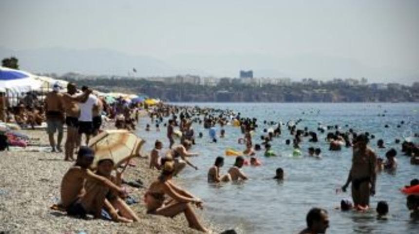 Antalya&rsquo;da B&uuml;y&uuml;k D&uuml;ş&uuml;ş