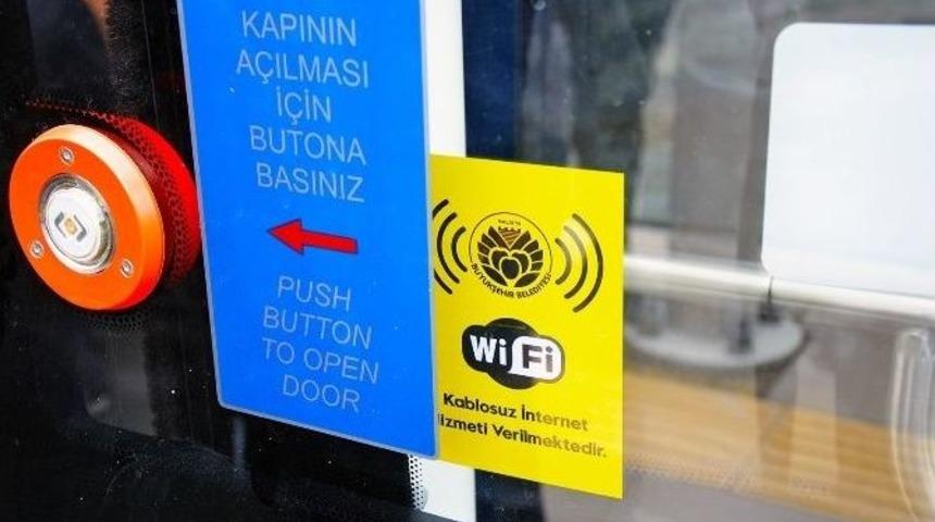 &Uuml;cretsiz Wifi Hizmetinden 600 Bin Kişi Faydalandı