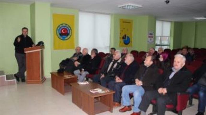 &Uuml;reticilere Fındık Kozalak Akarı İle M&uuml;cadele Anlatıldı