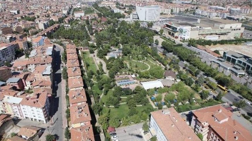 Yeşilyurt&rsquo;un N&uuml;fusu 294 Bin 452