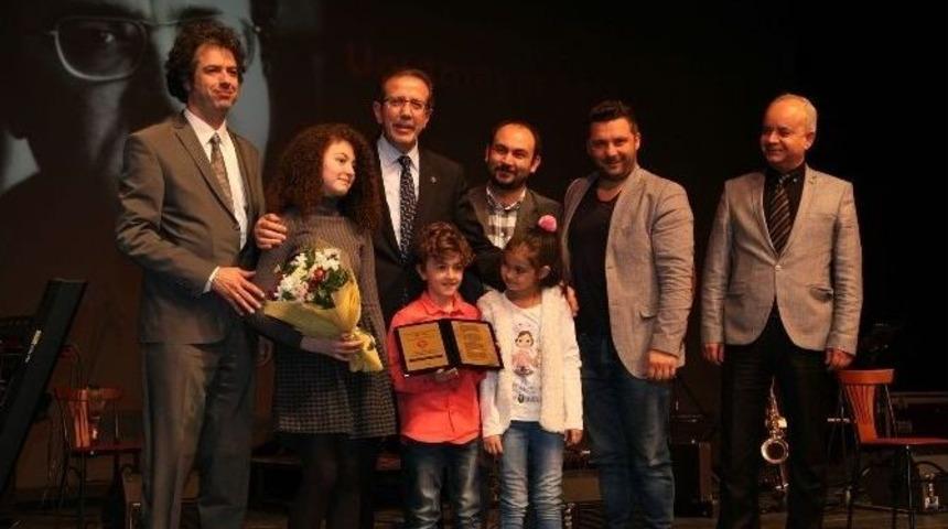 Odunpazarı&rsquo;na &Ccedil;ağdaş Gazeteciler Derneği&rsquo;nden &Ouml;d&uuml;l