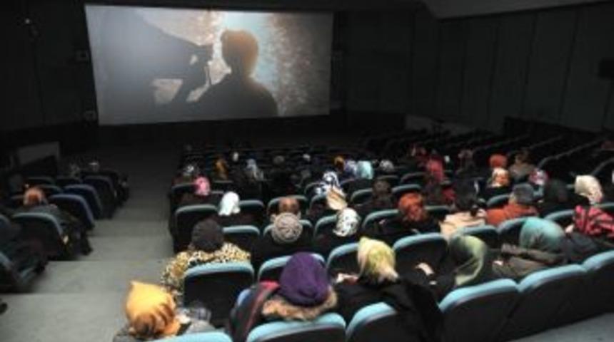 Altındağlı Kadınlar Sinemanın Yolunu Tuttu