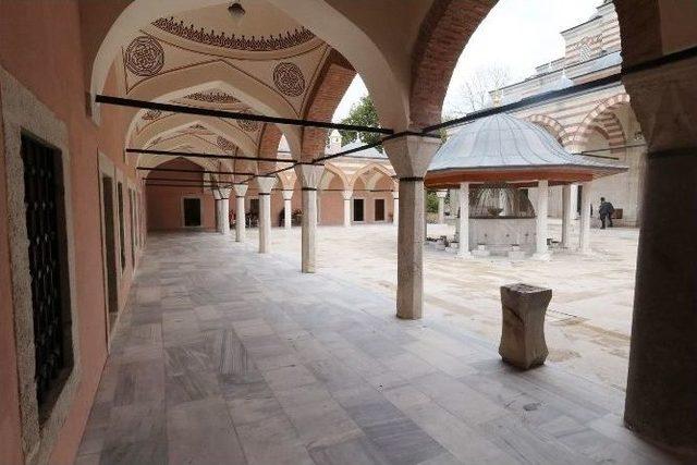 Zal Mahmut Paşa Camii Yapılan Restorasyonla Ödüle Layık Görüldü