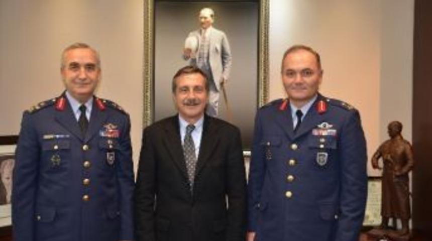 Kuvvet Komutanları Başkan Ata&ccedil;&rsquo;ı Ziyaret Etti