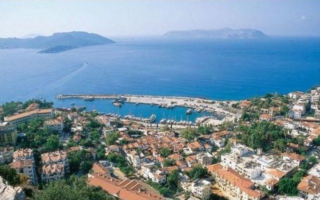 7 Bin Nüfuslu Kaş’a 38 Bin Kişilik İmar Planı Tartışma Konusu Oldu