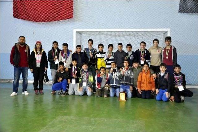 Hokey’de U16 Heyecanı